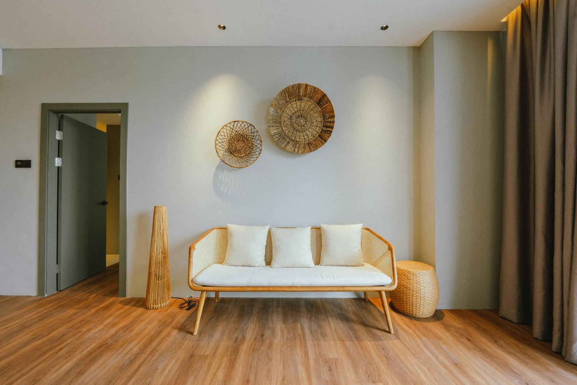 Roxy Beach Resort Sematan Екстер'єр фото